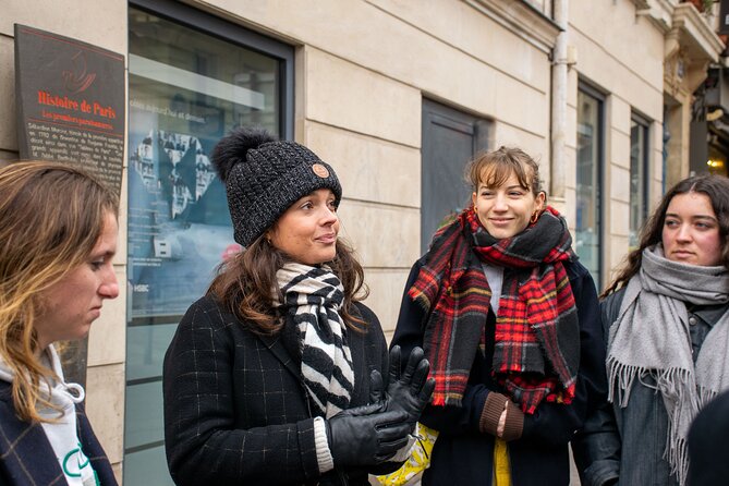Paris Christmas Lights Walking Tour With Local Guide - Directions