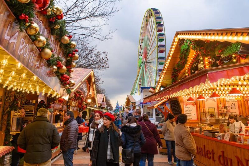 Paris: Christmas Market Guided at Notre Dame & Food Tasting - Itinerary Highlights