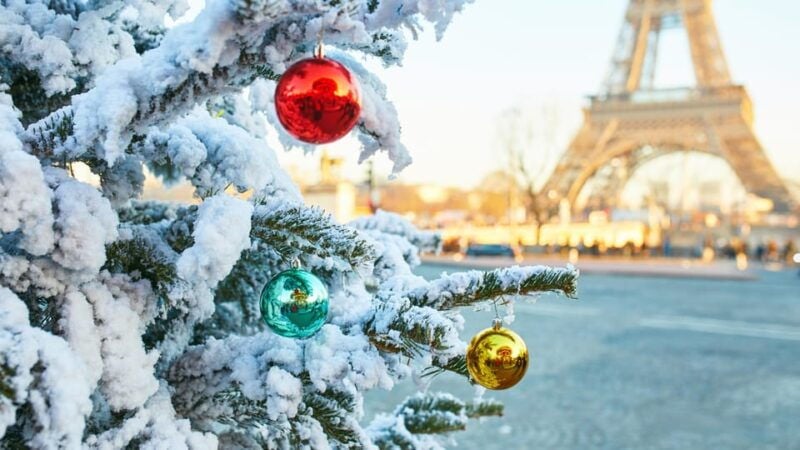 Paris: Christmas Private City Tour by Car - Good To Know