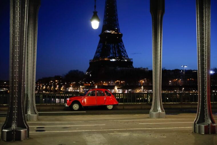 Paris: Christmas Tours in 2CV - Frequently Asked Questions