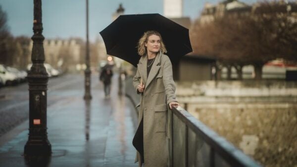 Paris: Cinematic and Fun Photoshoot With a Professional - The Sum Up