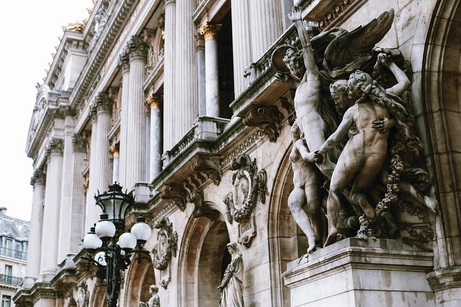 Paris City Center & Louvre Tour Reserved Entry Included! - Semi-Private 8ppl Max - Whats Included