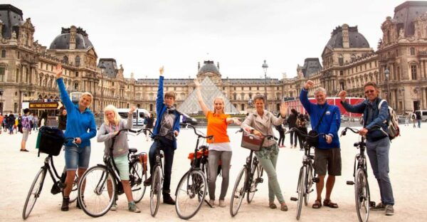 Paris: City Highlights Bike Tour - Exploring Paris by Bike