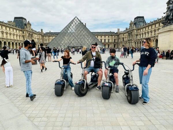 Paris: City Highlights Fat Tire E-Scooter or E-Bike Tour - Customer Reviews