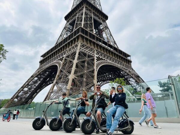 Paris: City Highlights Fat Tire E-Scooter or E-Bike Tour - Tips for an Enjoyable Experience