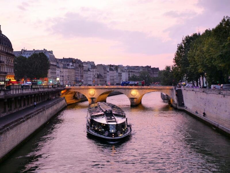 Paris: City of Lights Walking Tour and Seine River Cruise - Good To Know