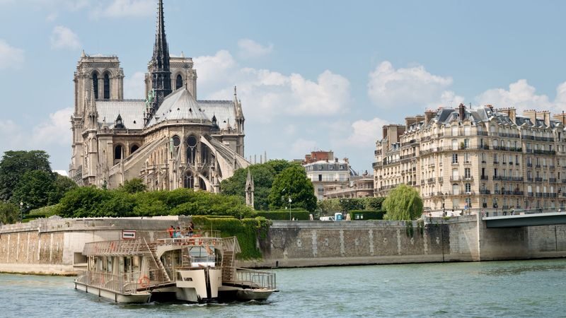 Paris city pass by Turbopass - Digital entry and booking details