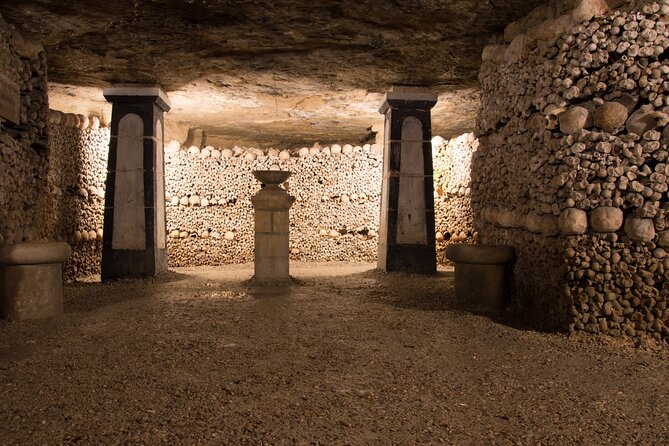 Paris City Siteseeing With Catacombs Tickets Outdoor Walking Tour - Cancellation Policy