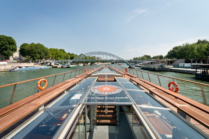 Paris City Tour by Seine River Cruise- Bateaux Parisiens - Covered Seating and Rain Option