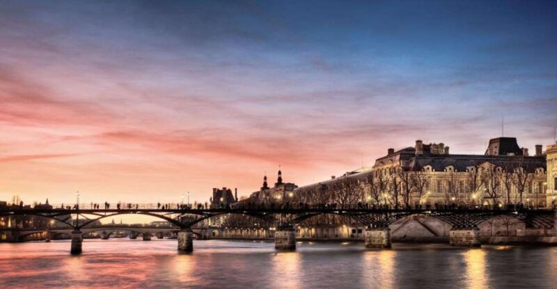 Paris: City Walk and Louvre Museum Tour - Tour Highlights and Features