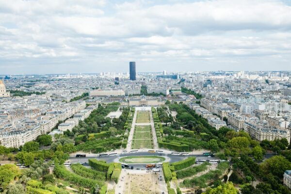 Paris Combo: Bike Tour, Seine Cruise & Eiffel Tower Ticket - Meeting Point Information