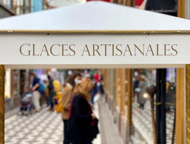 Paris: Covered Passages Audio-Guided Walking Tour - Selecting Participants and Date