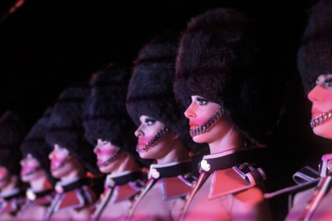 Paris: Crazy Horse Sunday Cabaret Experience With Champagne - Immersive and Astonishing Experience