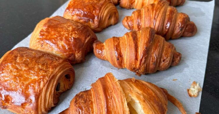 Paris: Croissant Baking Class With a Chef - Experience Description