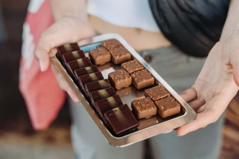 Paris Culinary Tour: 11 Tastings & 2 Wines in Le Marais - Cheese & Wine Finale