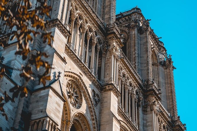 Paris Custom Private Tour From Notre Dame to the Eiffel Tower - Meeting and Pickup