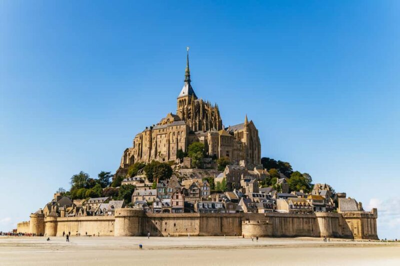 Paris: D-Day Landmarks and Mont Saint-Michel Guided Tour - Practical Tips for Your Day Trip