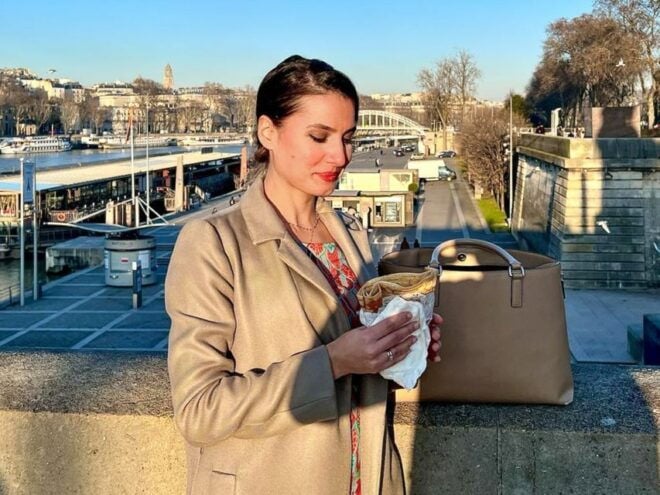 Paris: Day or Sunset Cruise With Drink, Ice Cream or Dessert - Booking Information and Important Details