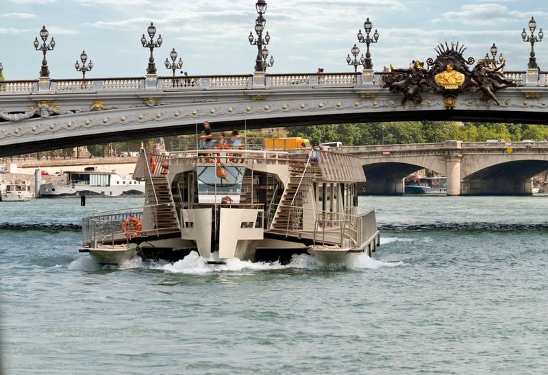 Paris Day Tour by Rail with Champagne Lunch from London - Galeries Lafayette and the Opera meeting point