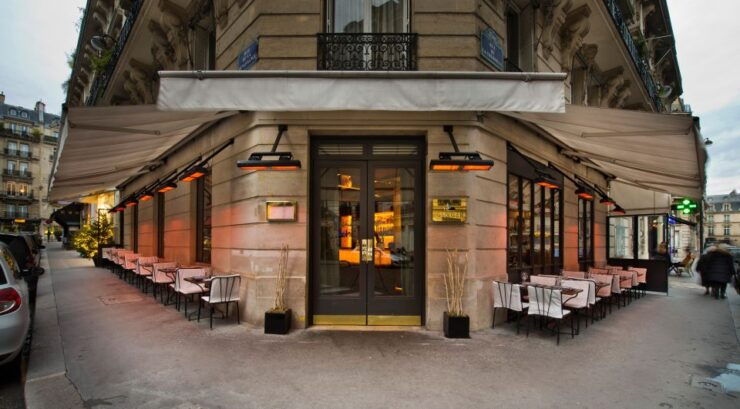 Paris: Dinner at Ginger Restaurant & Show at Crazy Horse - Experience Highlights