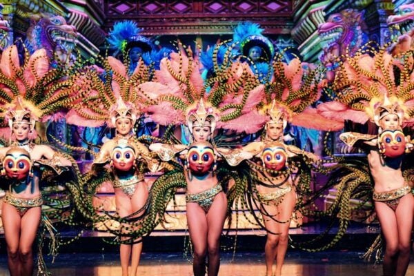Paris: Dinner Show at the Moulin Rouge - Booking Information and Requirements