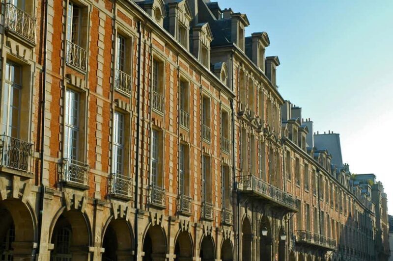 Paris: Discover the hidden architecture gems of Le Marais - The Sum Up
