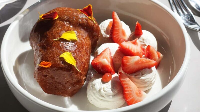 Paris: Early Dinner at Madame Brasserie in the Eiffel Tower - FAQ