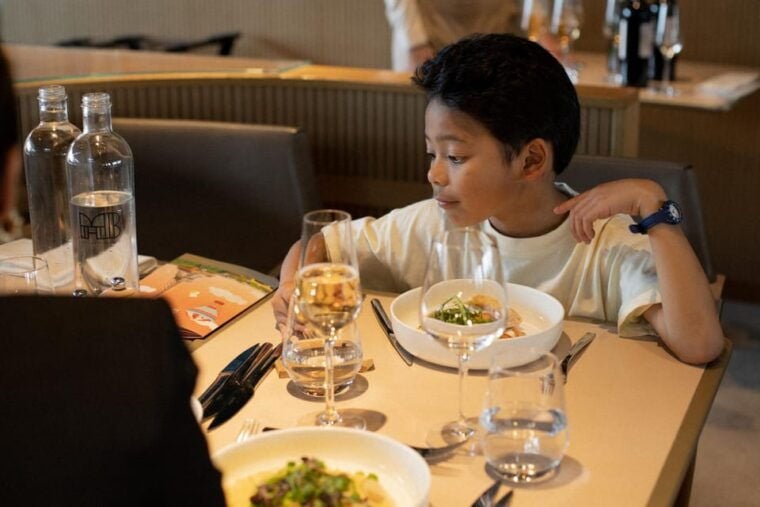 Paris: Early Dinner at Madame Brasserie in the Eiffel Tower - Enhanced Ambiance: Dining Under the Eiffel Tower