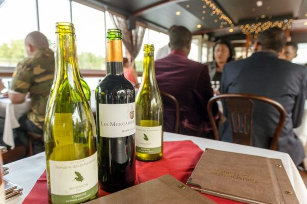 Paris: Early Evening Dinner Cruise on the River Seine - Common Questions