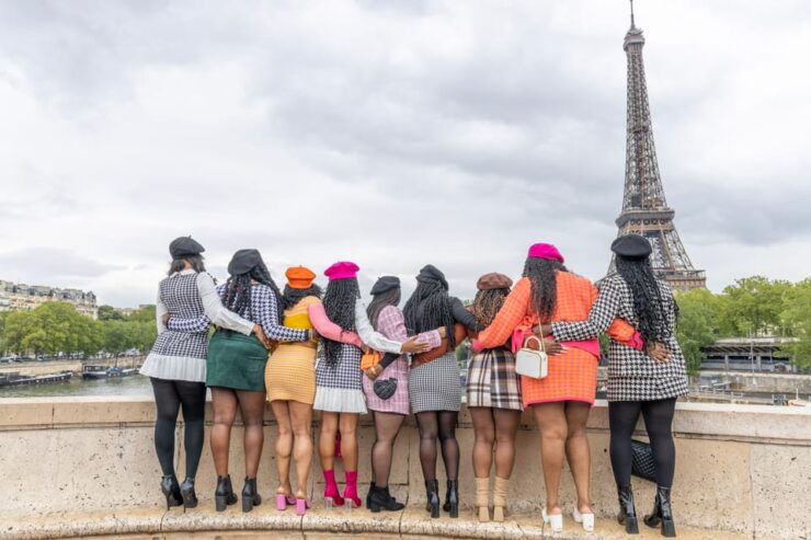 Paris: Eiffel Area Private Photoshoot - Pricing Details and Offers