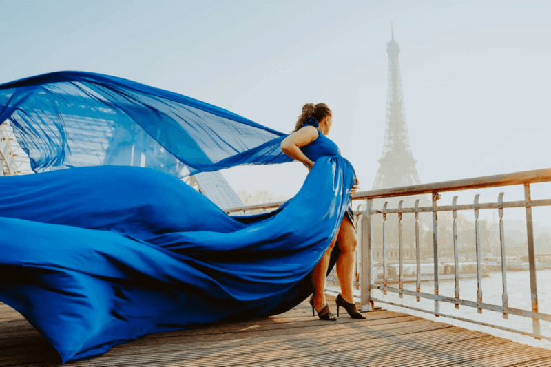 Paris: Eiffel Tower Glamor Photoshoot With Dress Options - Pricing and Booking Information