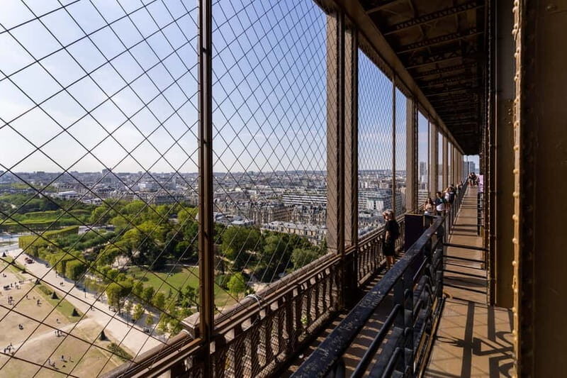 Paris: Eiffel Tower Guided Tour and Seine River Cruise - FAQ