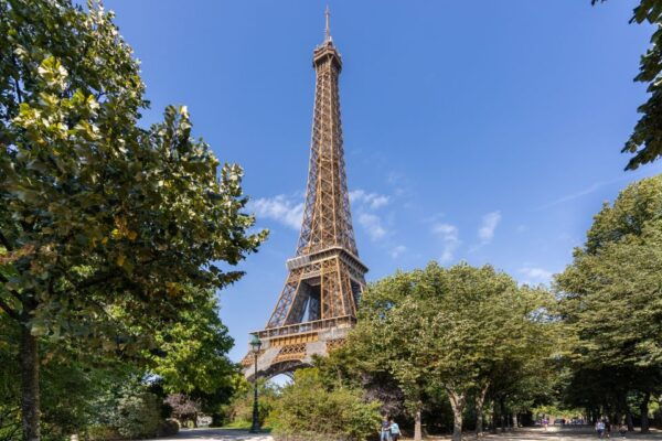 Paris: Eiffel Tower Guided Tour by Elevator - Meeting Point and Logistics