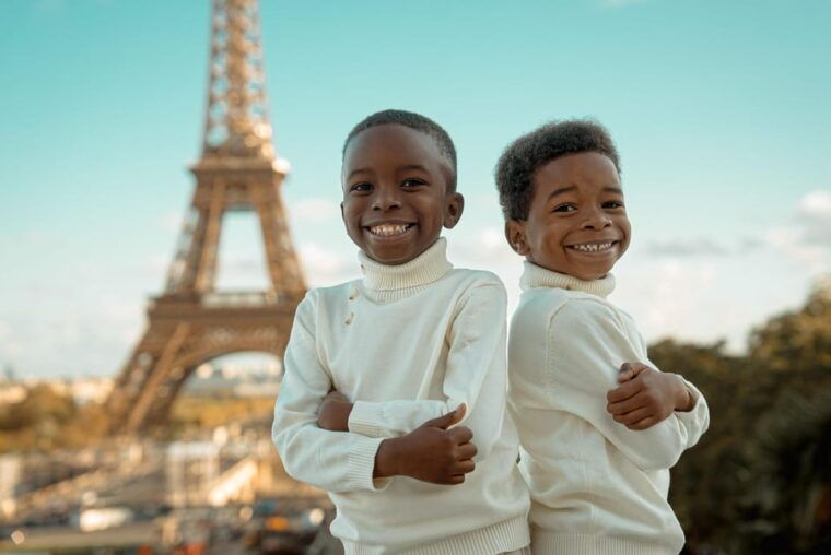 Paris: Eiffel Tower & Louvre Private Photoshoot - Booking Details and Pricing Information