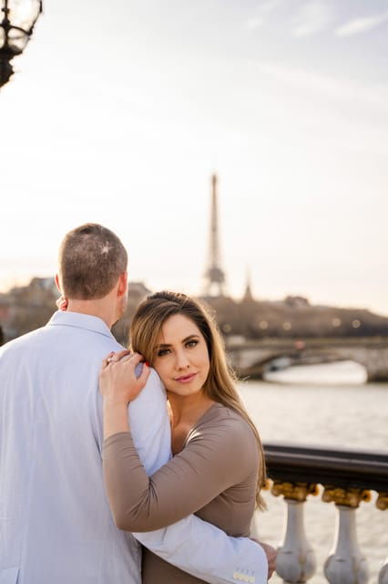 Paris: Eiffel Tower Photoshoot - Family, Couple or Solo - Frequently Asked Questions