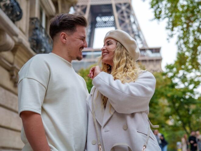 Paris: Eiffel Tower Photoshoot With a Professional - Details of the Photoshoot