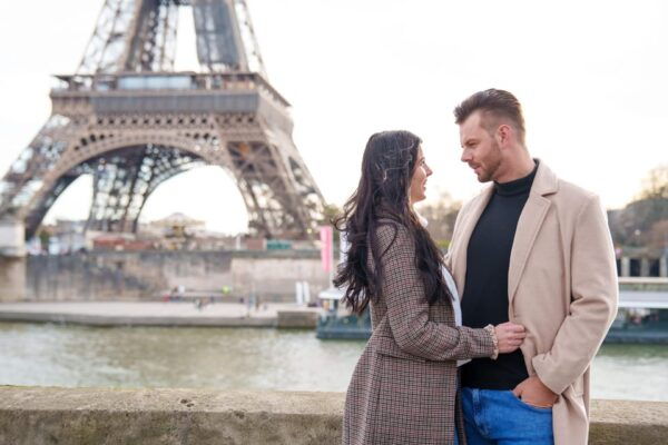 Paris: Eiffel Tower Photoshoot With a Professional - Tips for a Great Experience