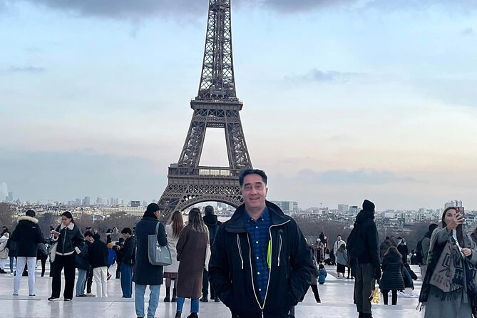 Paris Eiffel Tower Skip the Line Ticket With Audio Guide Tour - Meeting and Pickup Details