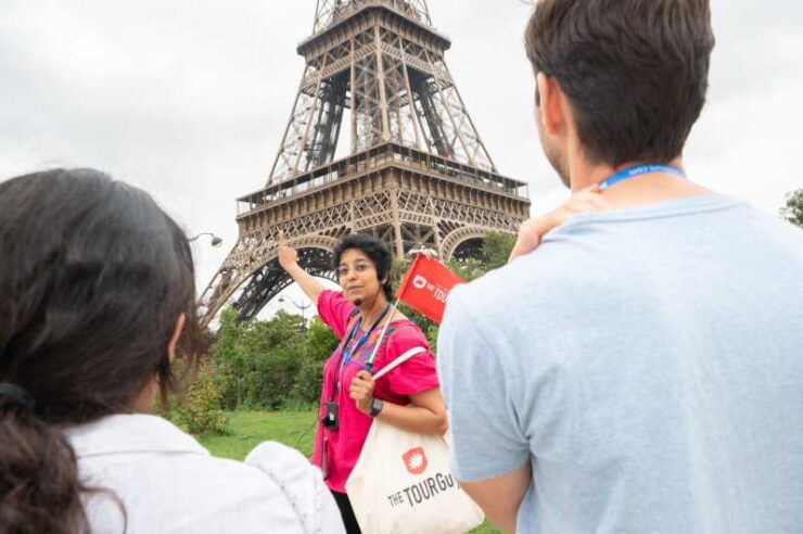 Paris: Eiffel Tower Summit or 2nd Floor Access by Elevator - Elevator Access Experience