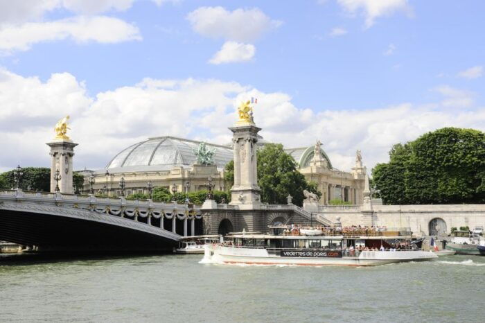 Paris: Eiffel Tower Tour & Seine River Cruise Tour - Frequently Asked Questions