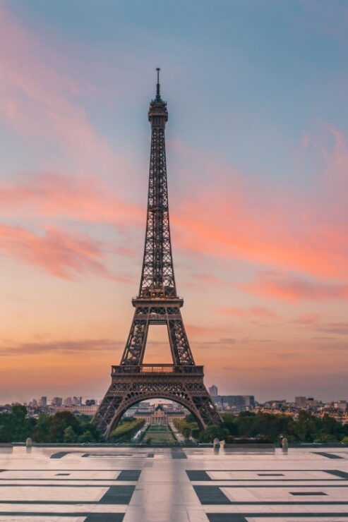 Paris: Eiffel Tower Tour With Second Level or Summit Access - Experience Highlights