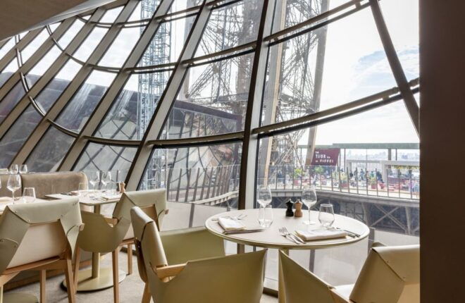 Paris: Eiffel Towers Madame Brasserie 3-Course Lunch 12:00 - Inclusions