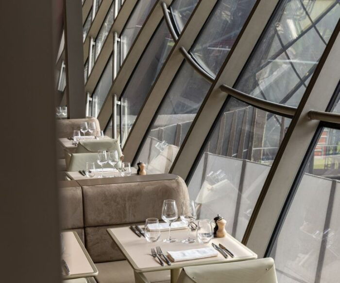 Paris: Eiffel Towers Madame Brasserie and 3-Course Lunch - Logistical Details