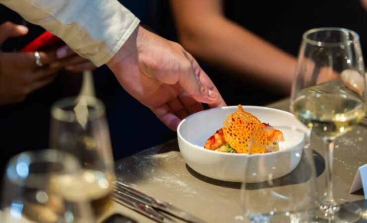 Paris: Eiffel Towers Madame Brasserie Dinner at 6:30 PM - Experience Details