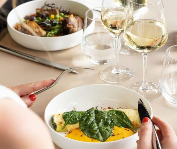 Paris: Eiffel Towers Madame Brasserie Refined Dinner - The Sum Up