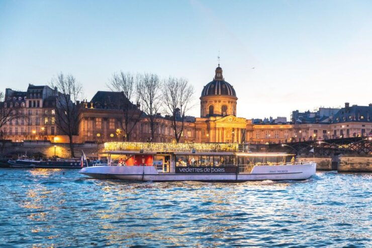 Paris: Evening River Cruise With Music - Activity Details