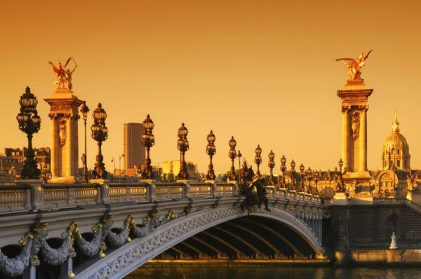 Paris: Evening Sightseeing Tour and Moulin Rouge Show - The Sum Up