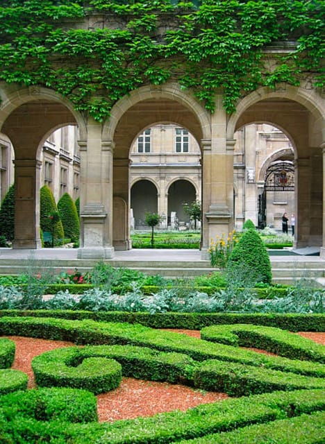 Paris: Exclusive Walking Guided Tour of the Marais - Good To Know