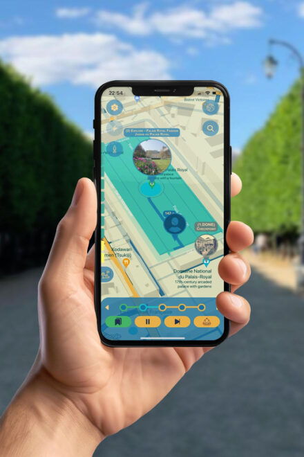 Paris Fashion History Walking Tour With Smartphone App - Mobile App Features