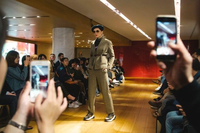 Paris: Fashion Show at Galeries Lafayette Haussmann - Show Schedule